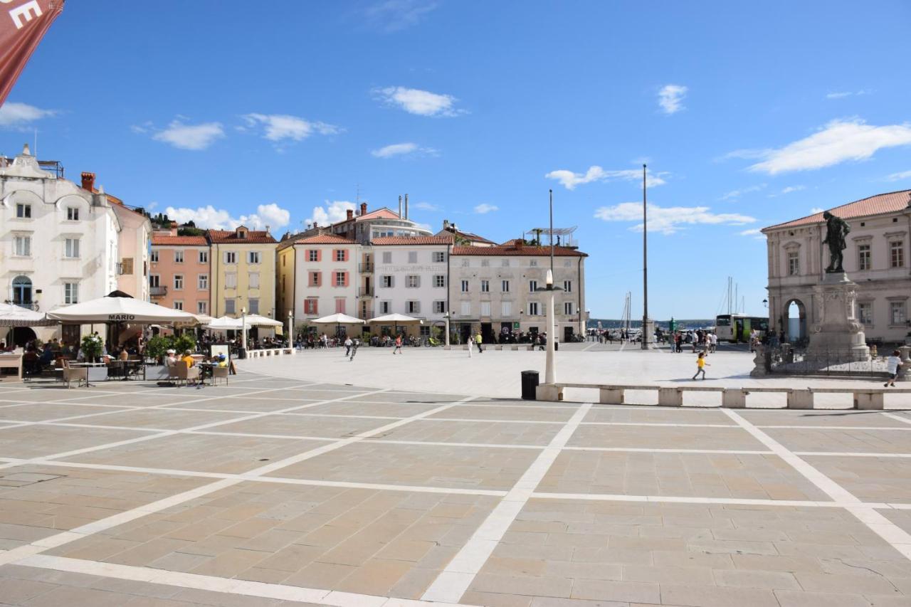 Apartments Rosso Piran. エクステリア 写真