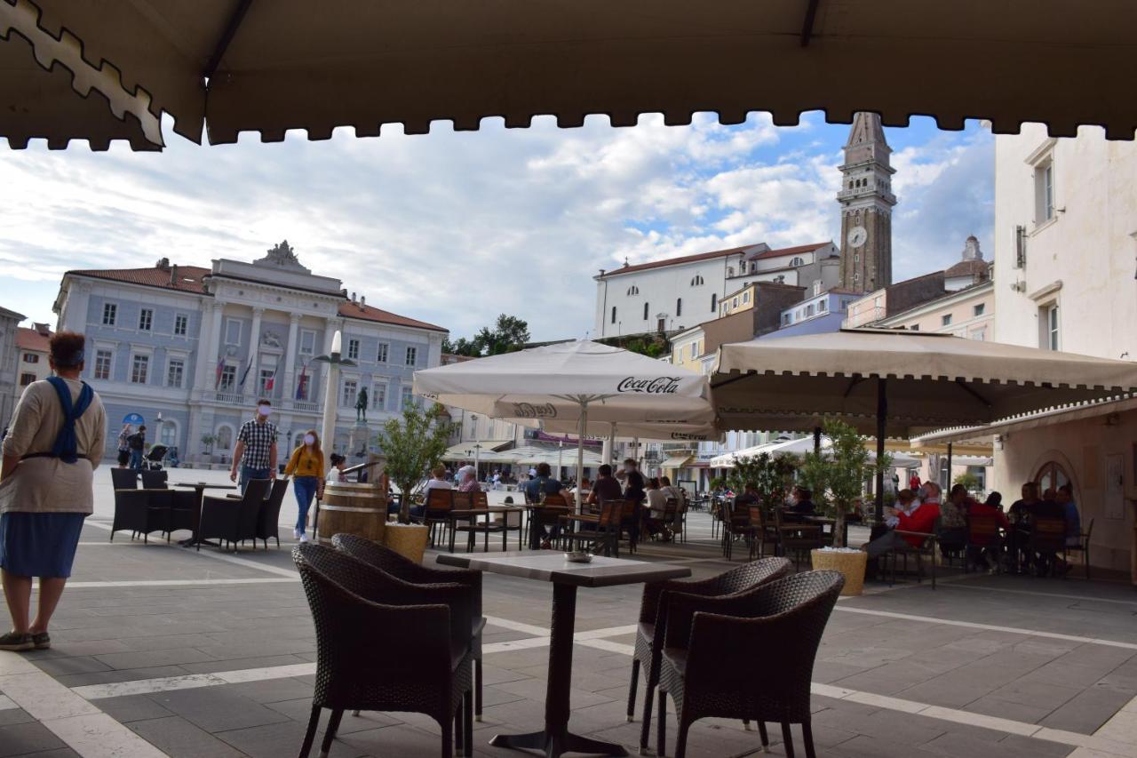 Apartments Rosso Piran. エクステリア 写真