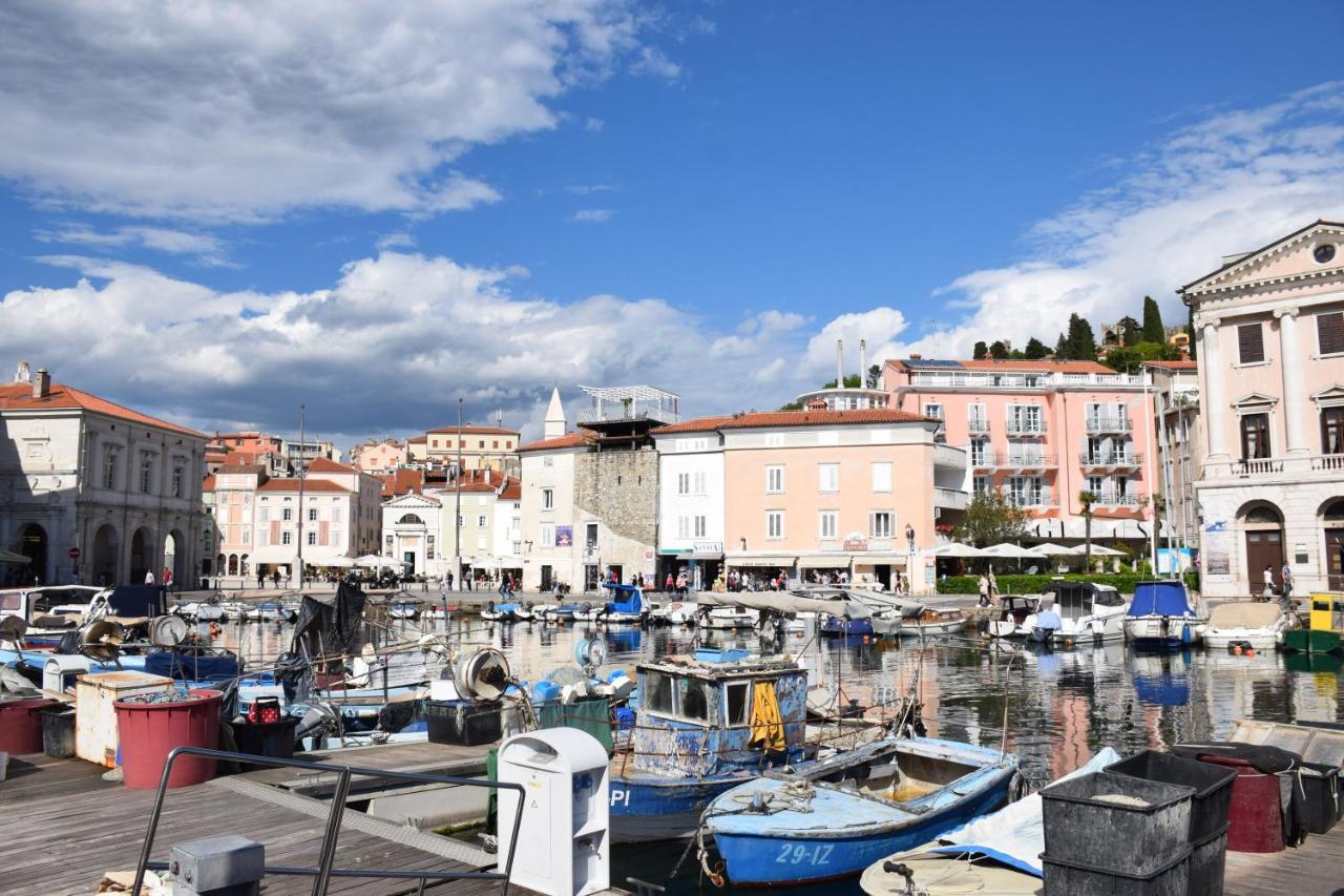 Apartments Rosso Piran. エクステリア 写真